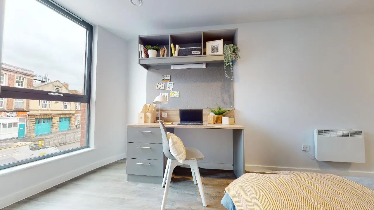iQ Signal Place photo 39