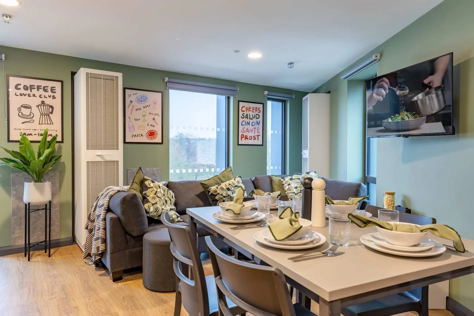 Winfield Court photo 18