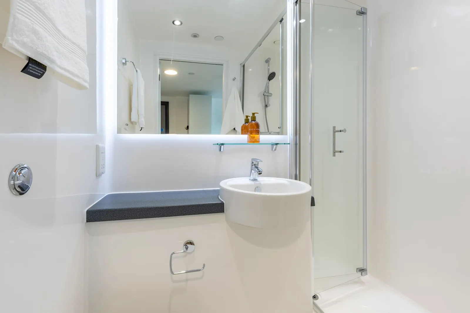 Winfield Court photo 40