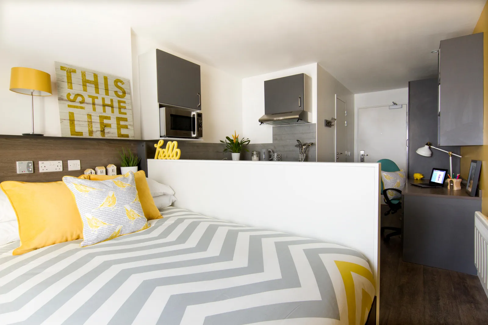 Premium Studio at Yugo Beckley Point