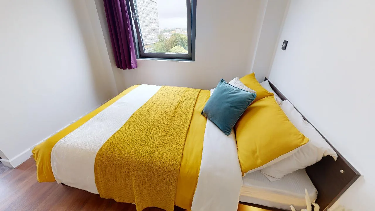 Silver Studio Plus at iQ Astor House