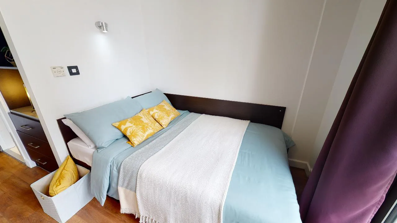 Platinum En Suite at iQ Astor House