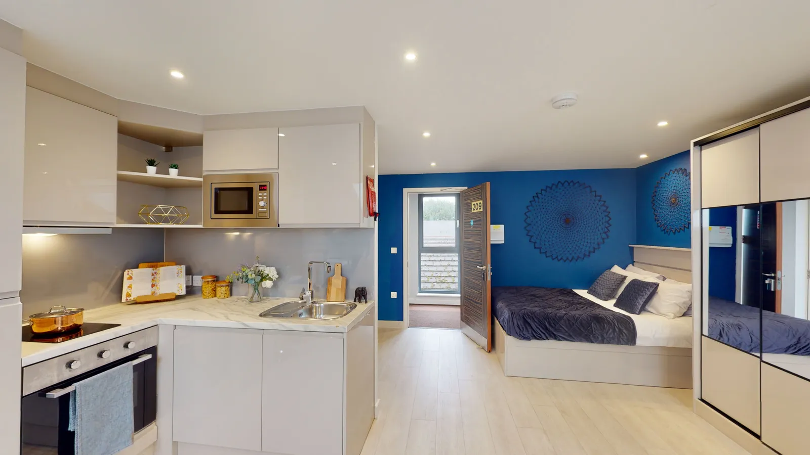 79 Silver Street, Reading photo 5