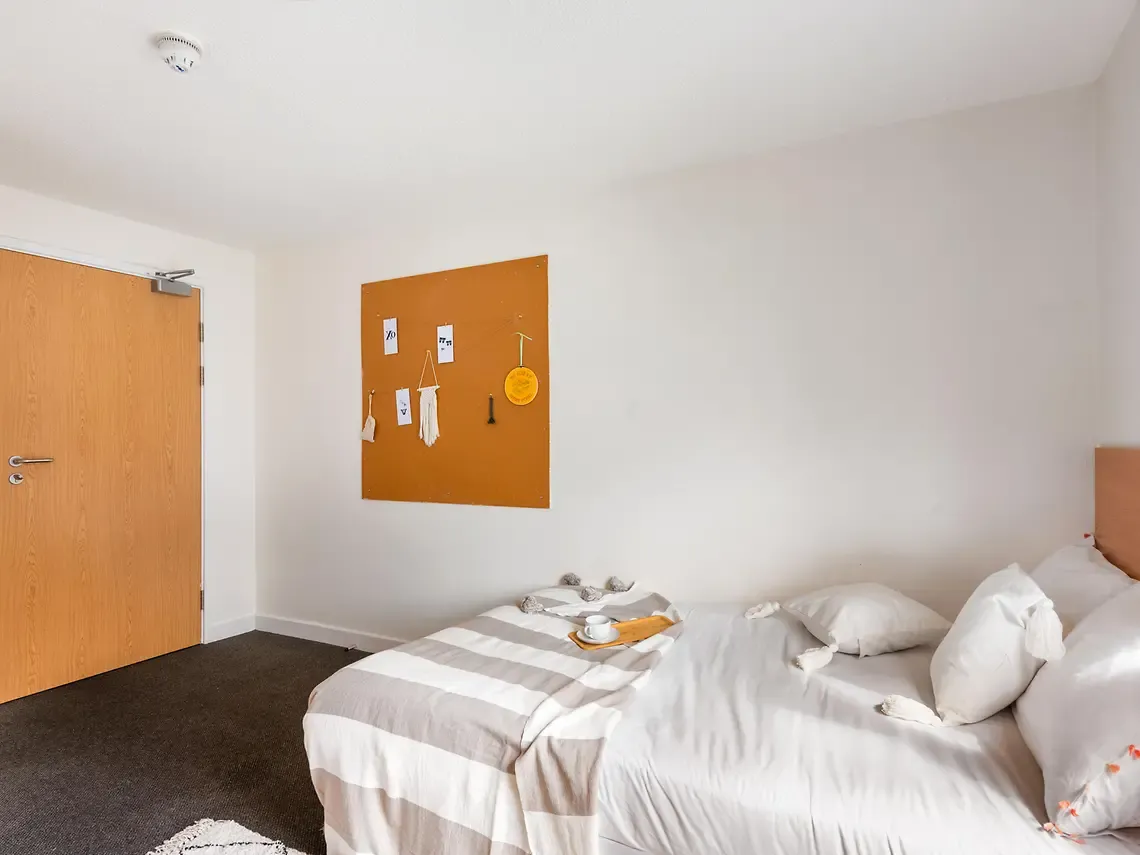 Yugo Bramall Court photo 11