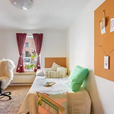 Yugo Bramall Court photo 22