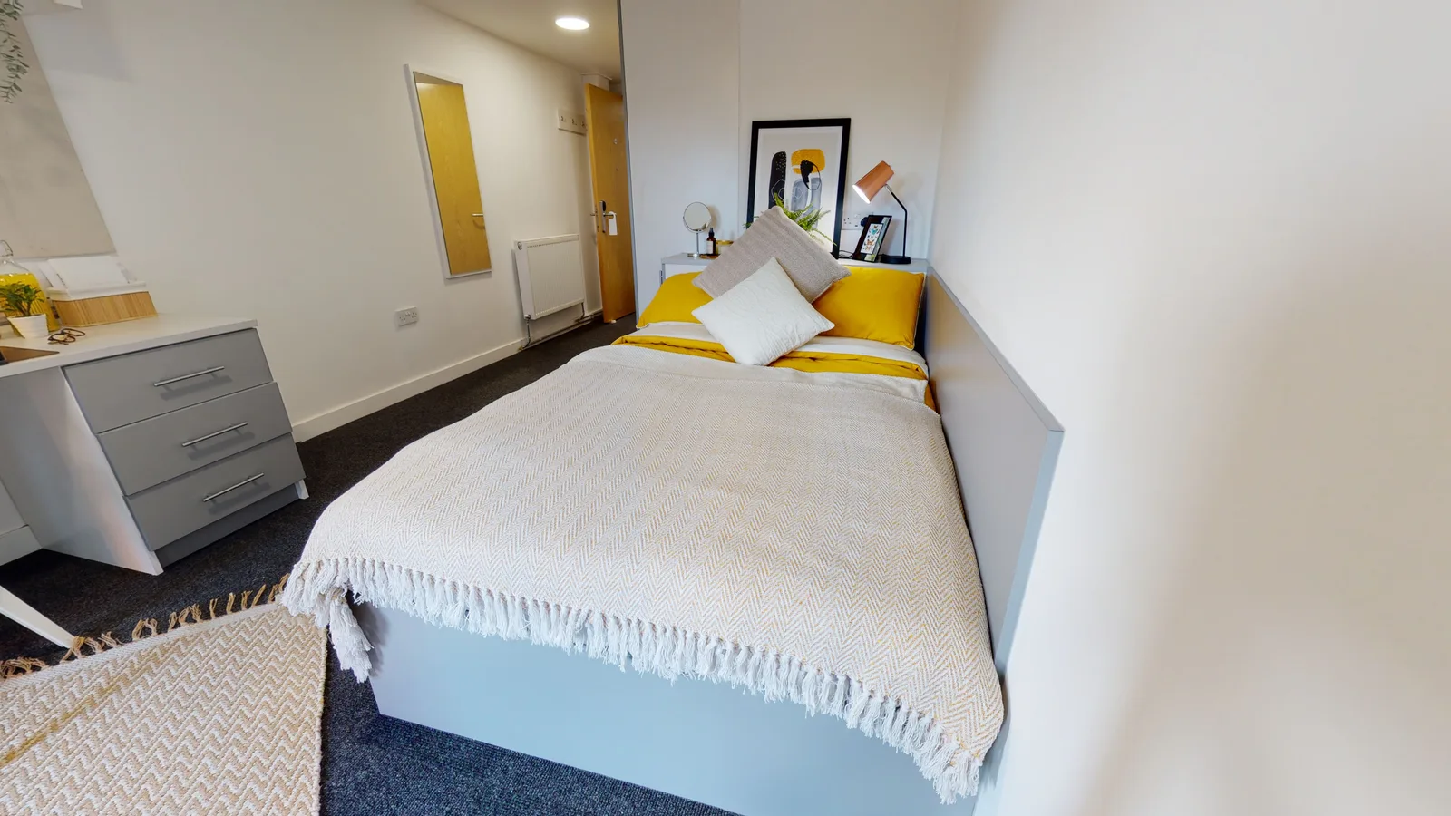 Gold En Suite Plus at iQ Century Square