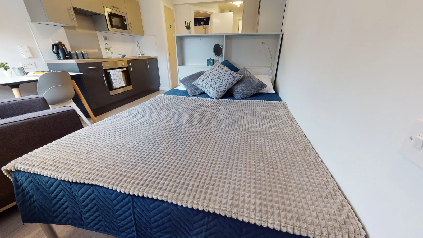 Self-contained student living in our copper studio at iQ Fenton House