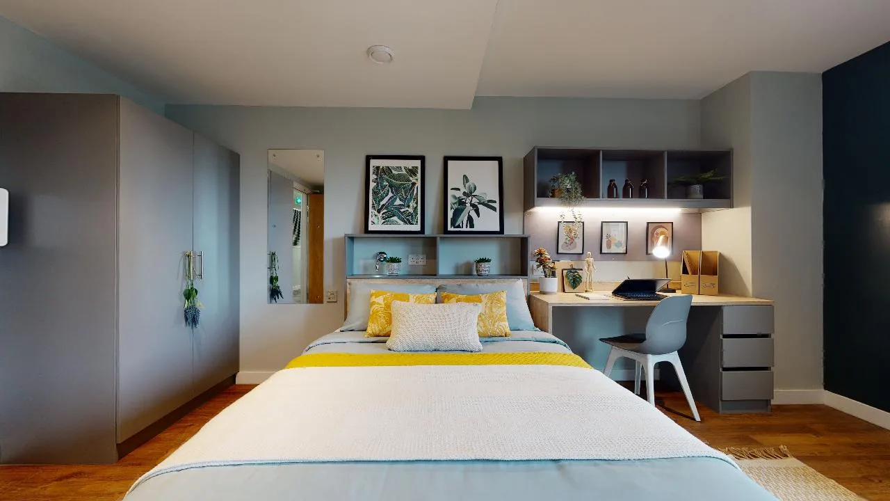 Accessible Gold Studio  at iQ Knight House