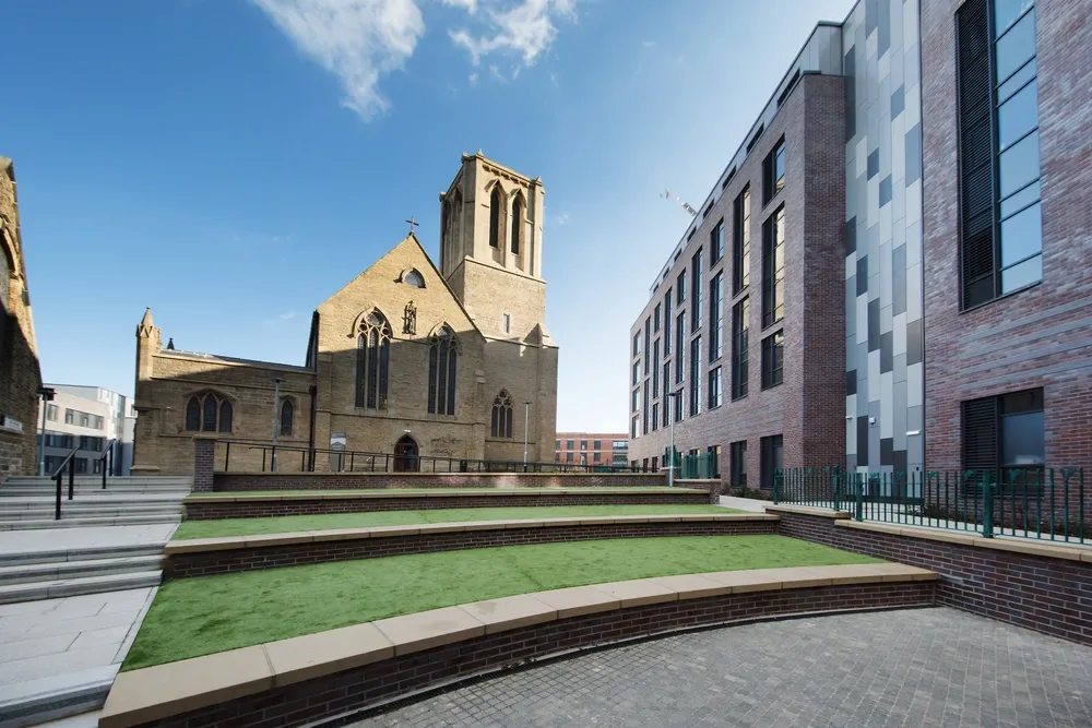 St Vincents Place photo 8