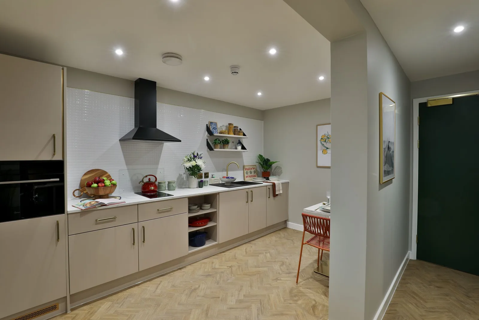 London Road Apartments photo 6