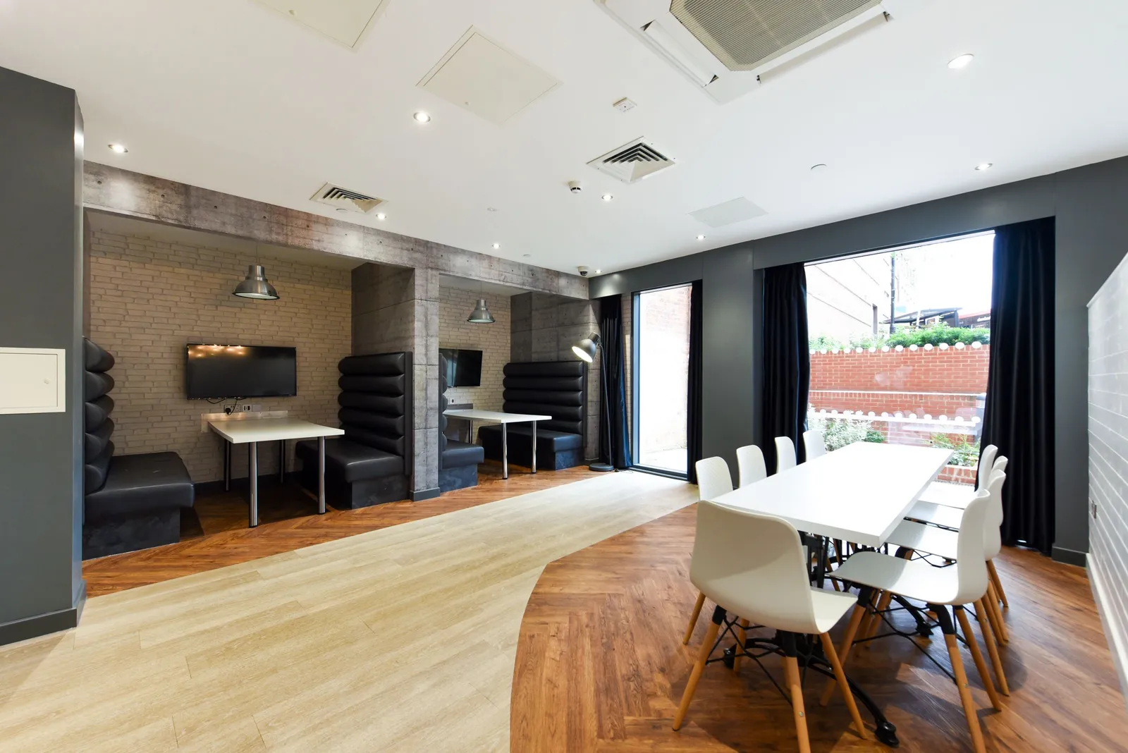 Vincent Place photo 2
