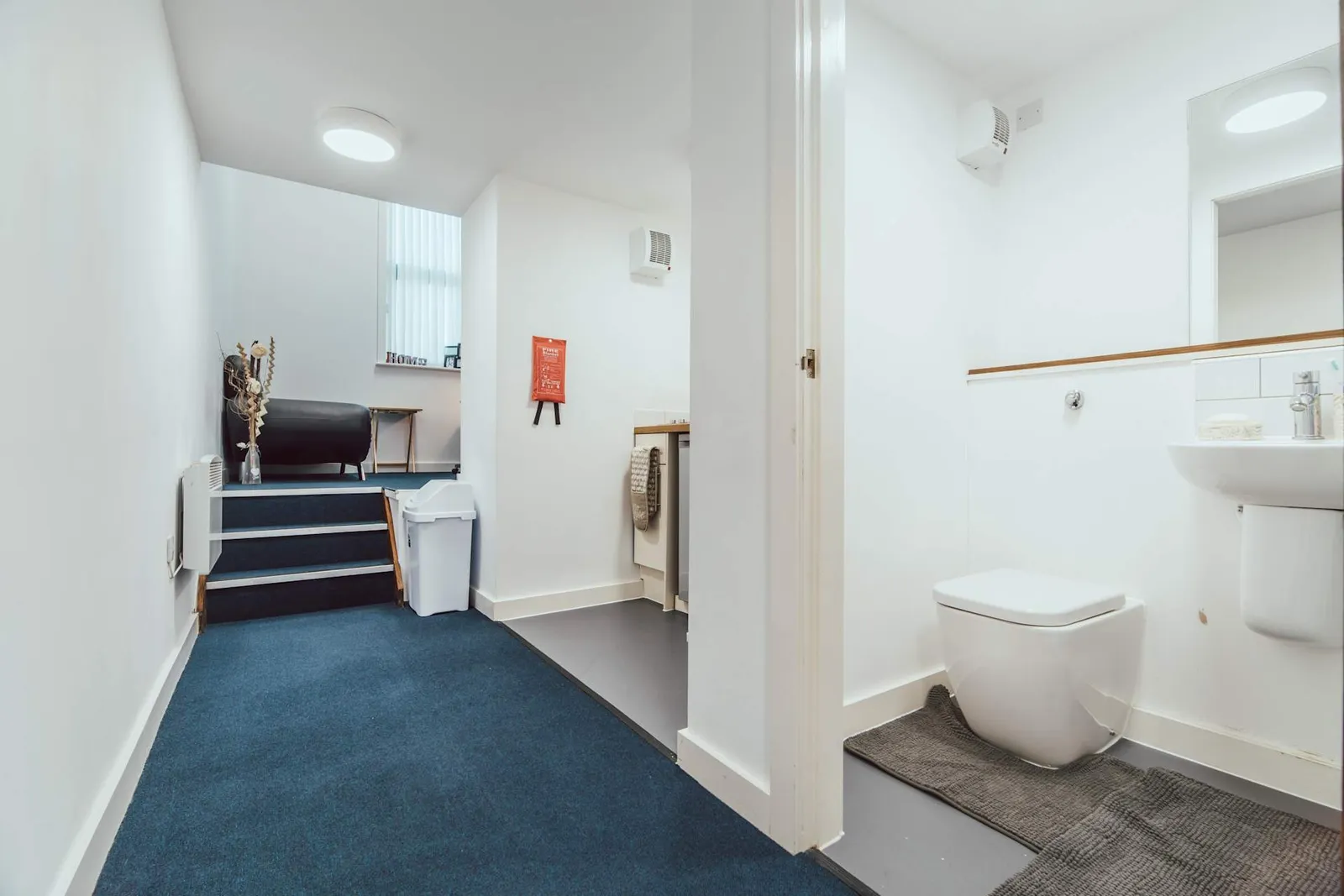 Lomax Halls photo 31