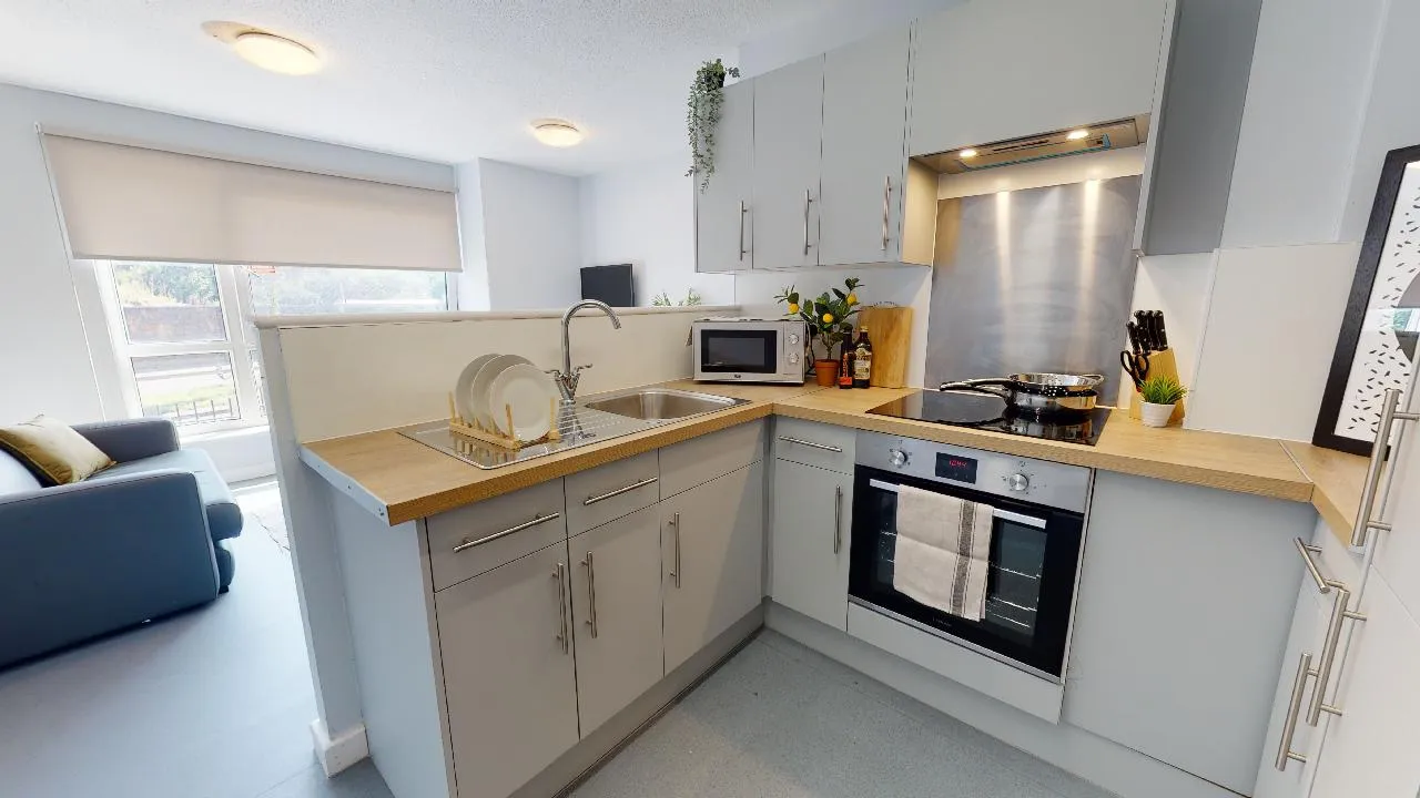 iQ Fiveways House photo 4