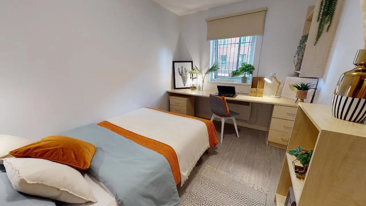 iQ Fiveways House photo 24