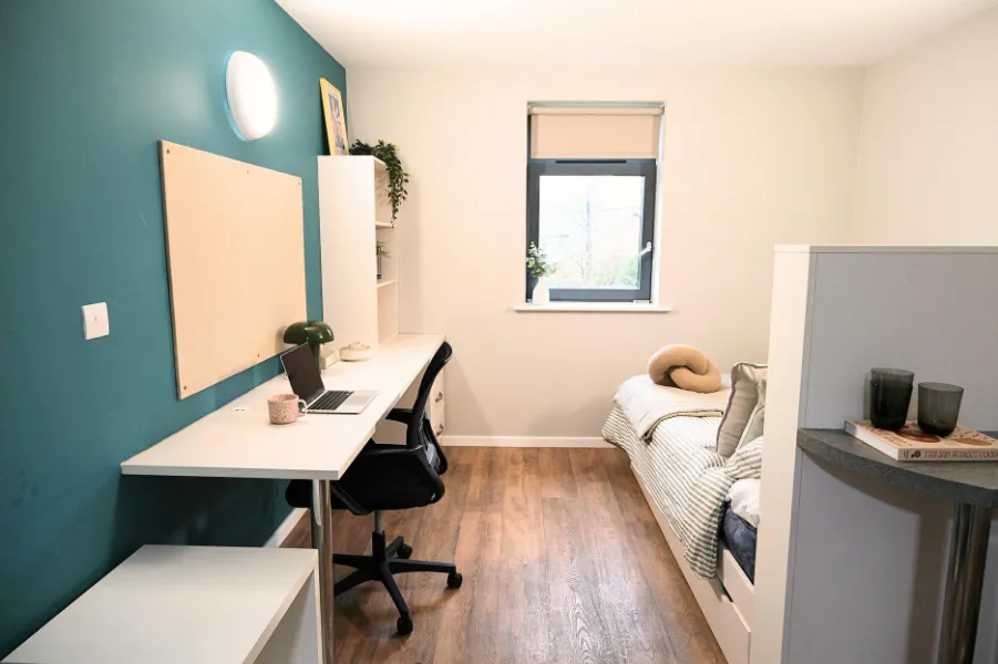 Classic Smaller Studio at Foss Studios