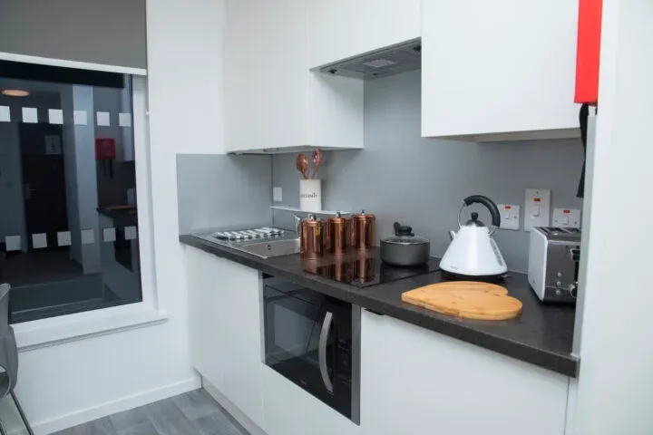 Luxe Plus Studio at Fraser Studios