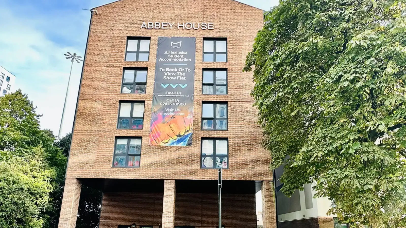 Abbey House photo 2