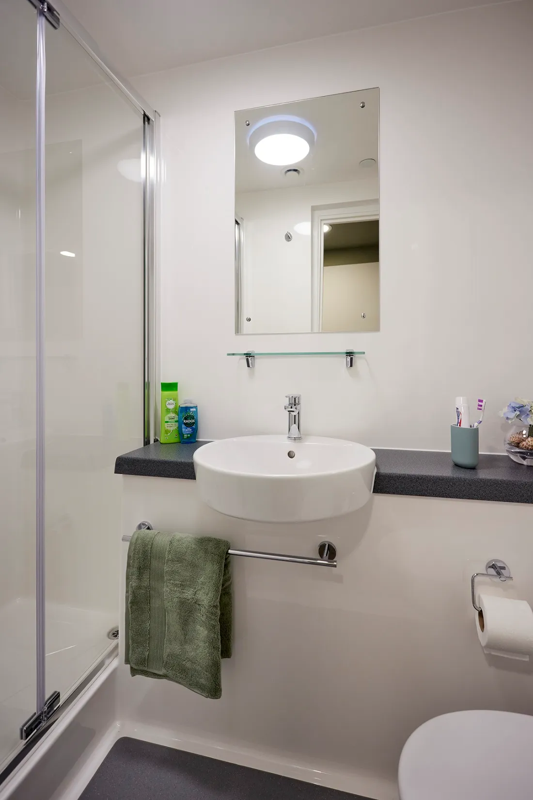Regatta Place photo 11