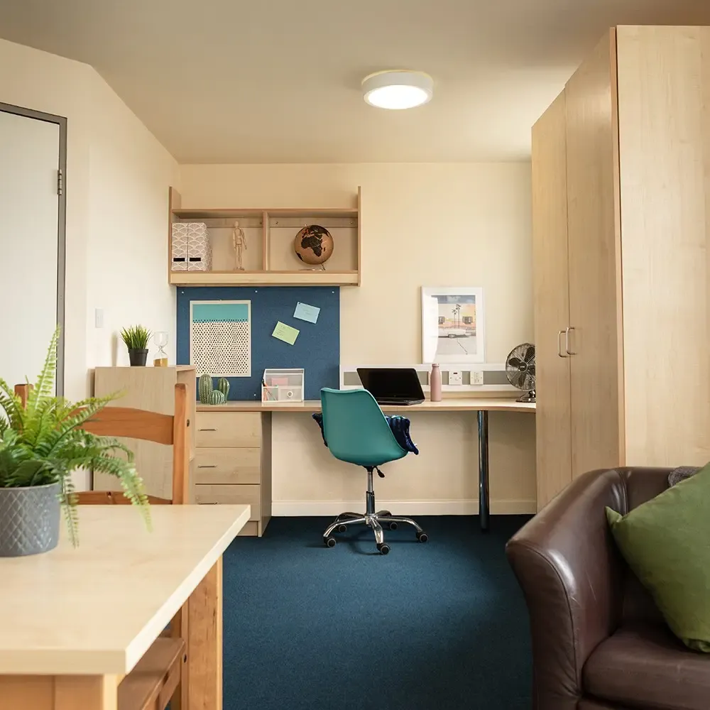 Studio Apartment at Burley Road