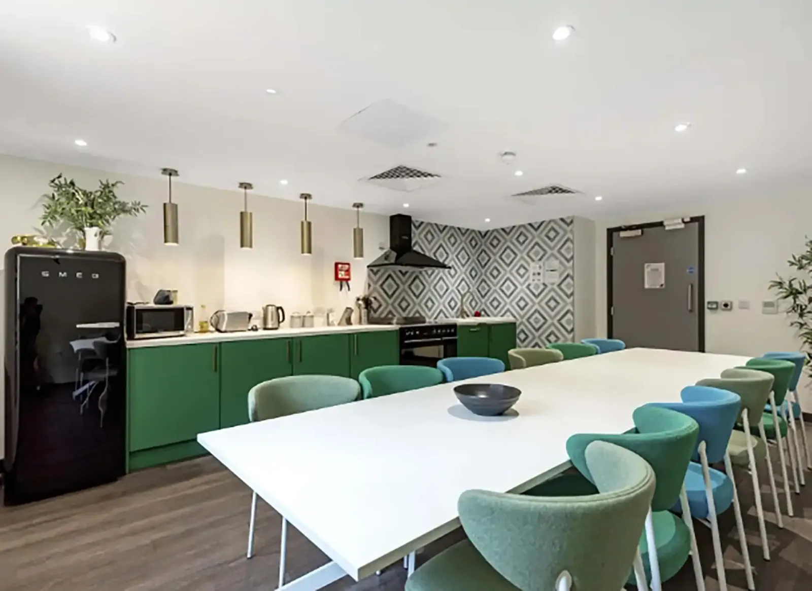 Sycamore House photo 5