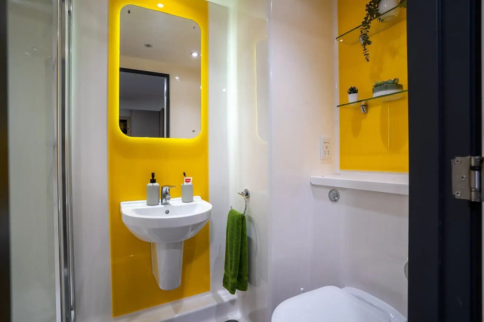 Sycamore House photo 37