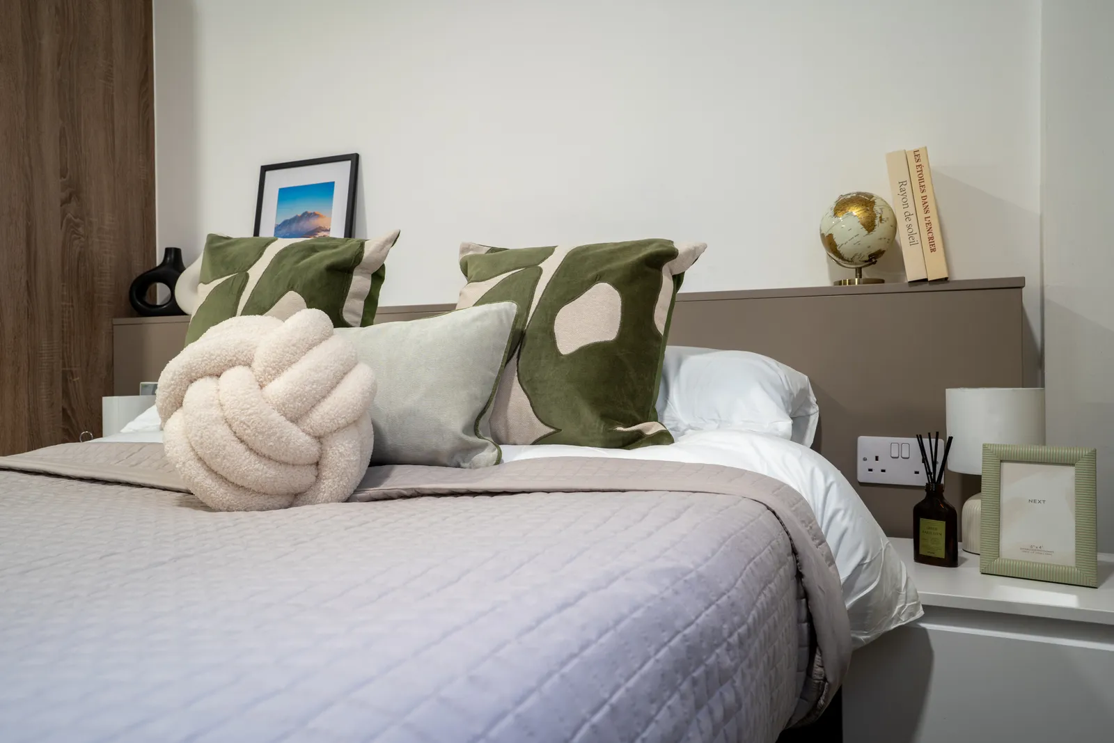Premium Studio at Sycamore House