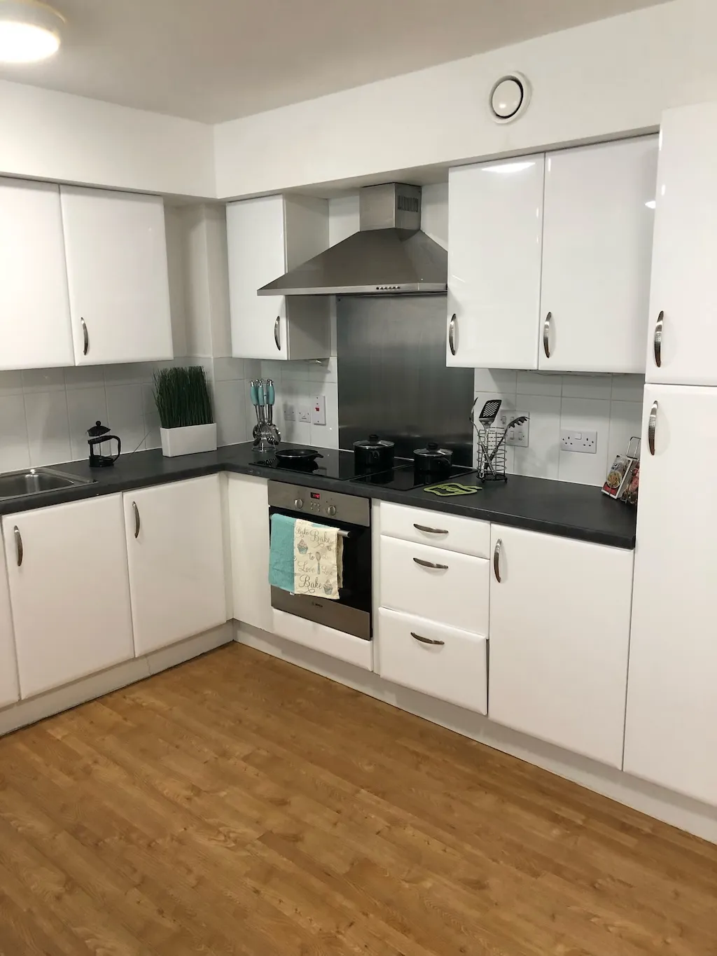 Ropemaker Court photo 24