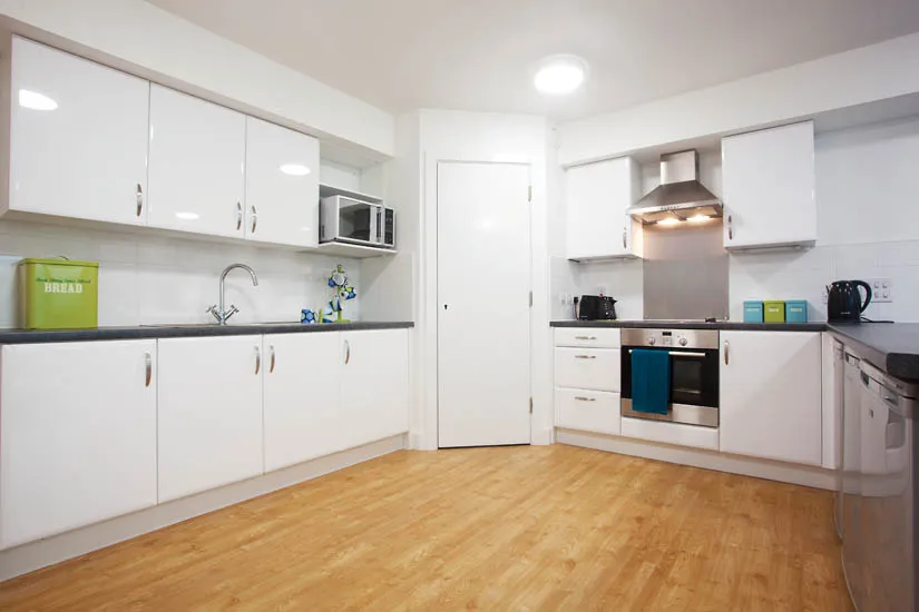 Ropemaker Court photo 34