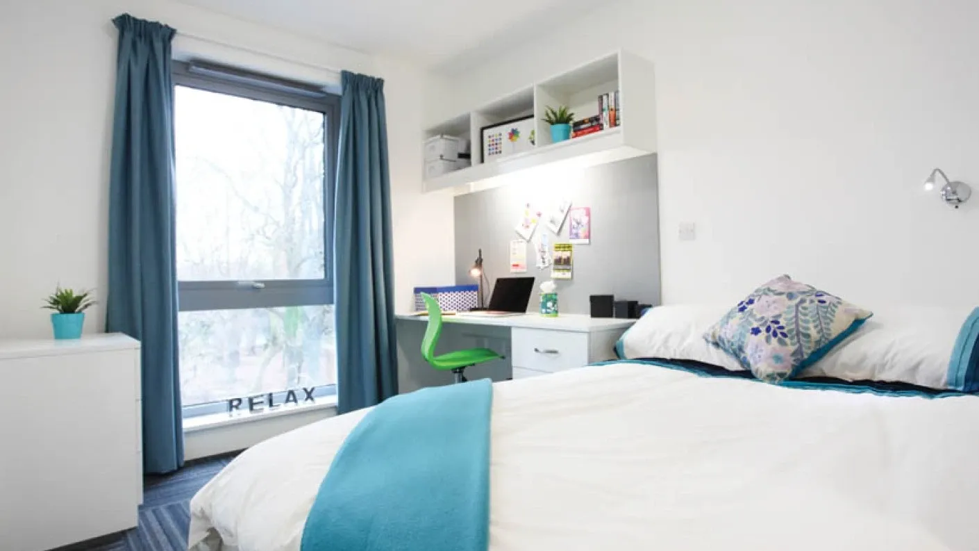 Parkview Premium En Suite at Ropemaker Court