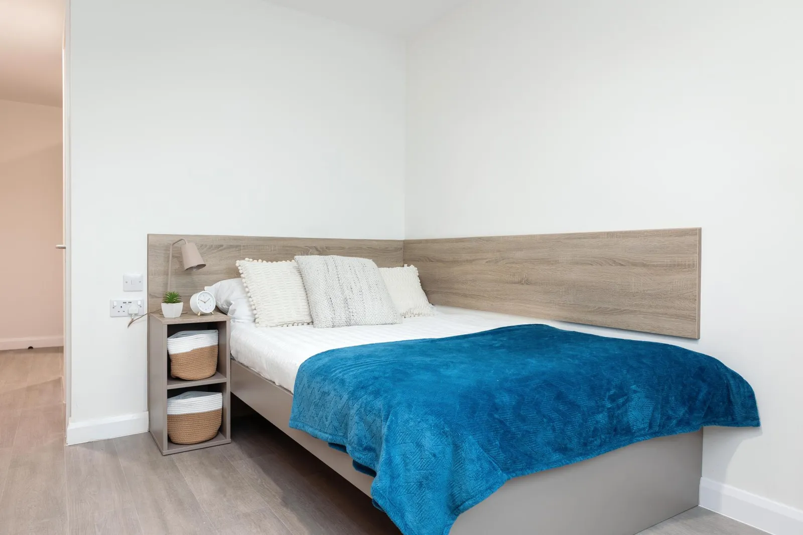 Gold En Suite (Lower Floors) at Skyline