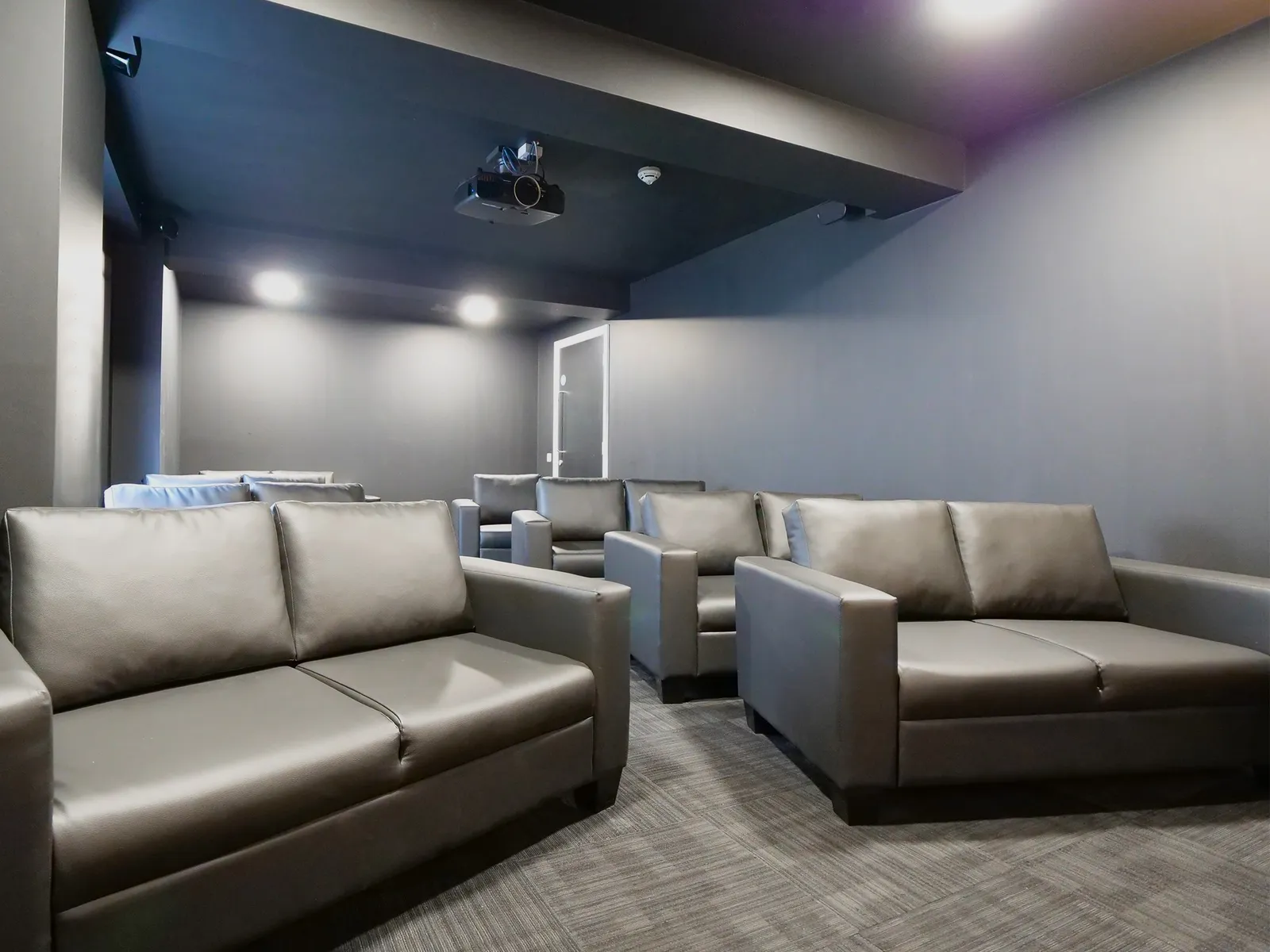 Gateway Apartments, Edinburgh | Book While You Can! photo 16