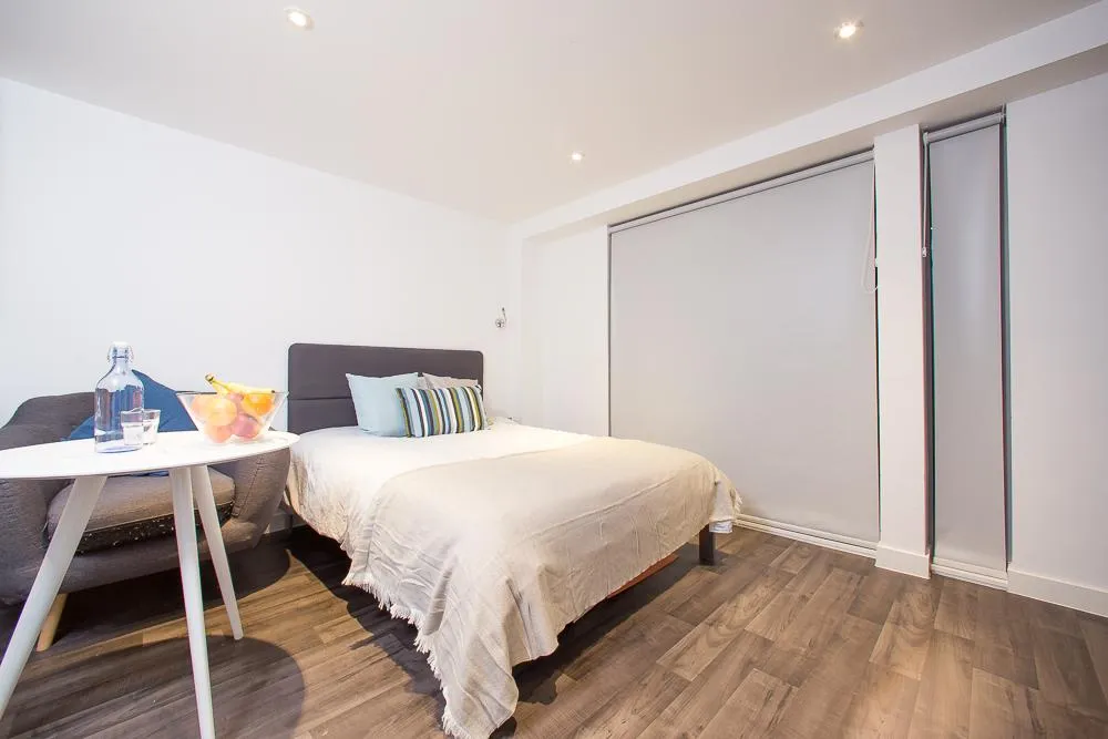 Edge Apartments photo 2