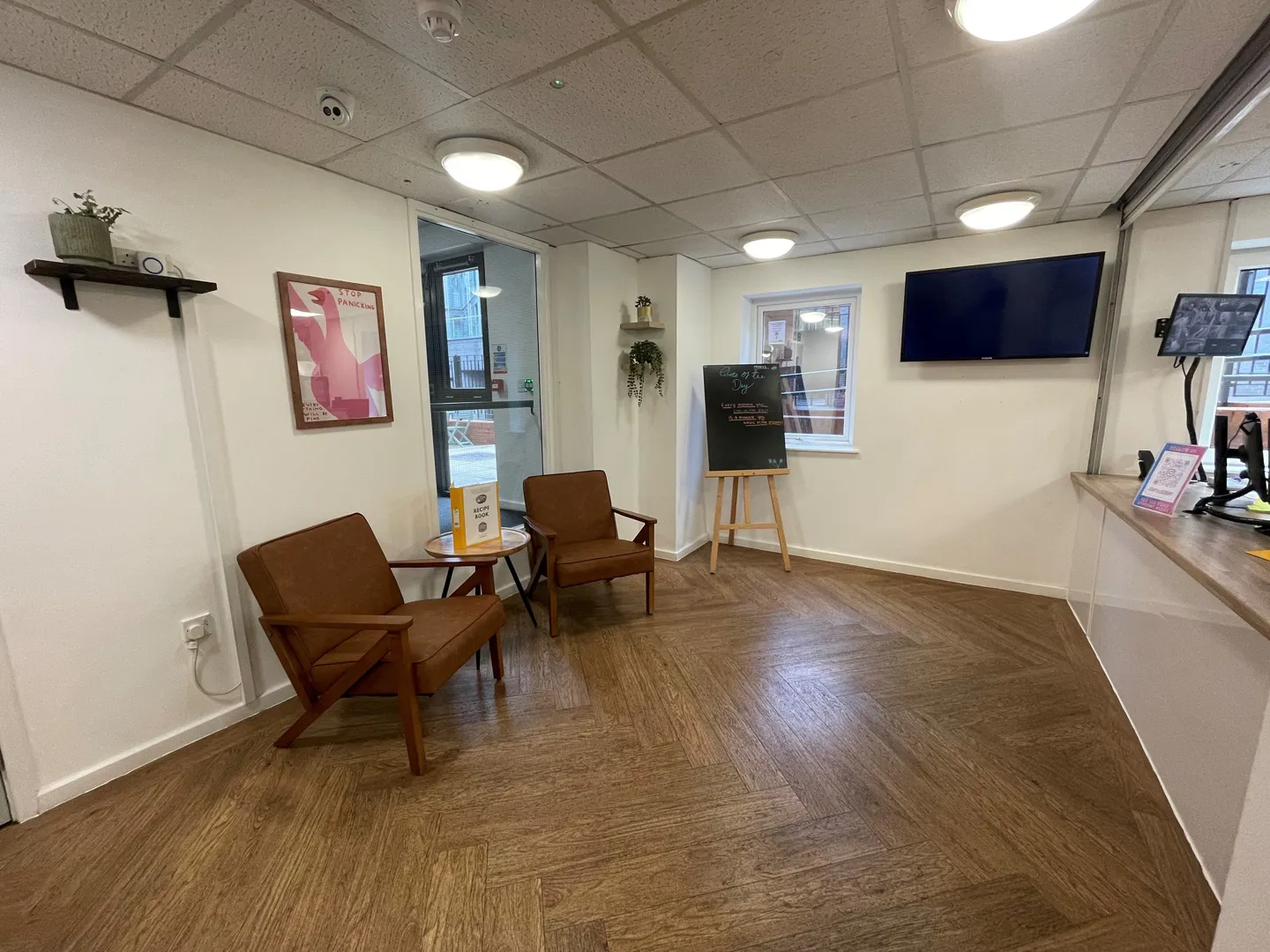Apollo Court photo 6