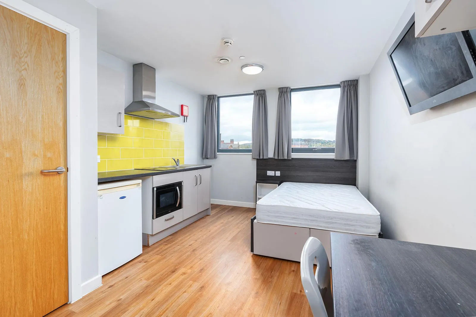 Newbank House photo 2