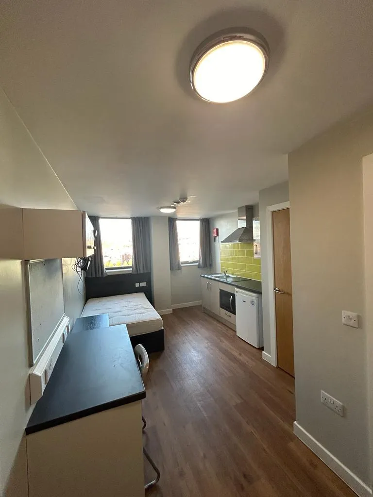 Sovereign House photo 2