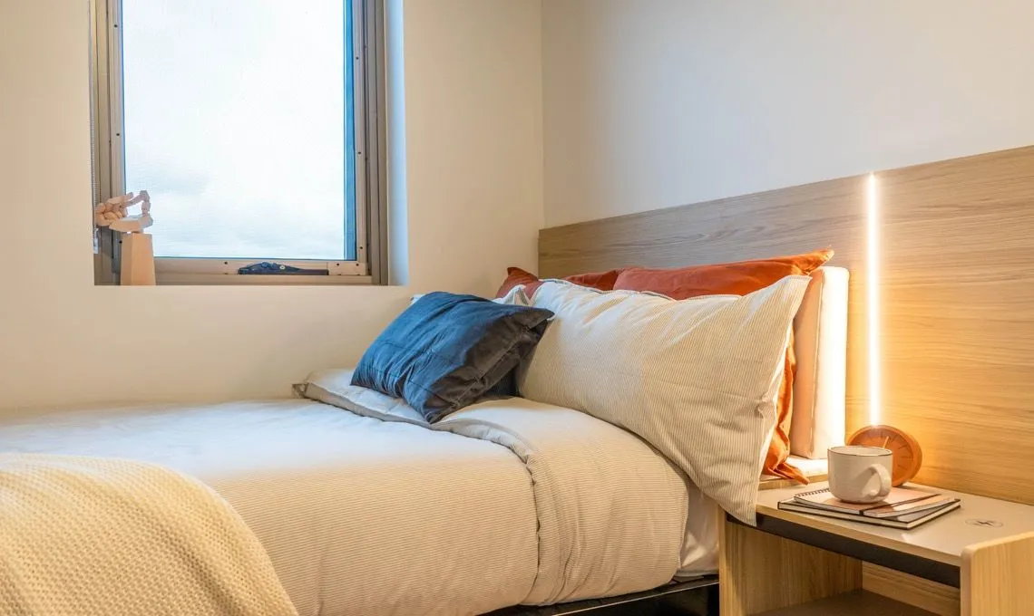 4 Bed 2 Bath Apartment at Switch Adelaide Central