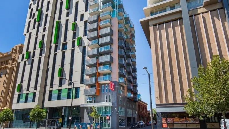 Student Living - East West photo 3
