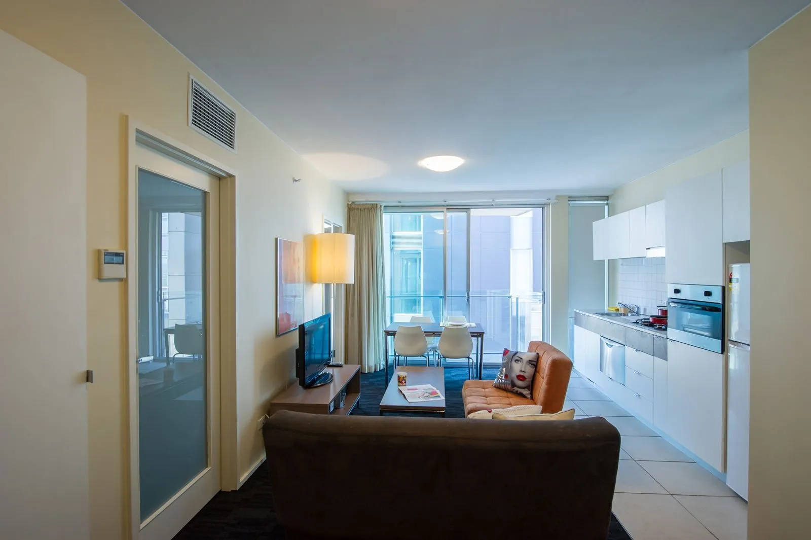 Student Living - East West photo 10