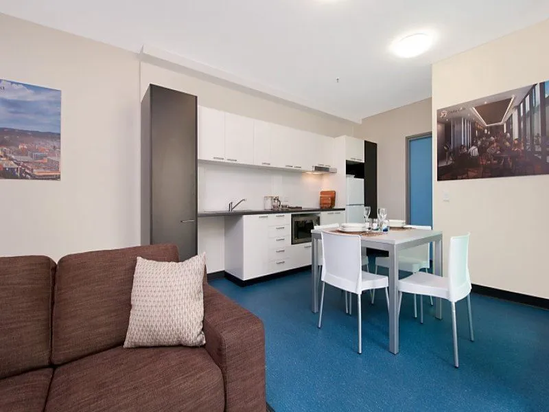 Student Living - Edge Apartments photo 8