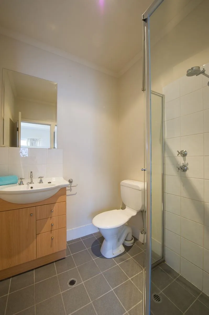 Student Living - Edge Apartments photo 14