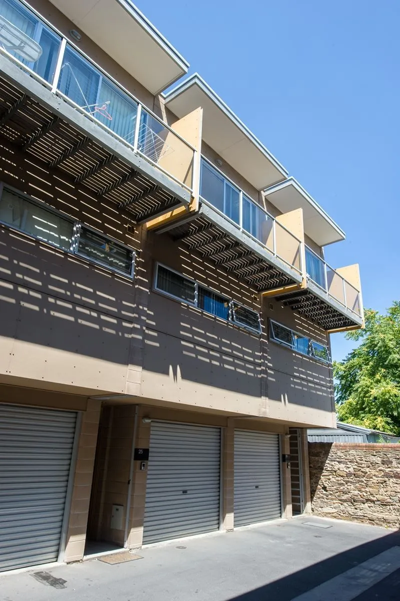 Student Living - Edge Apartments photo 16