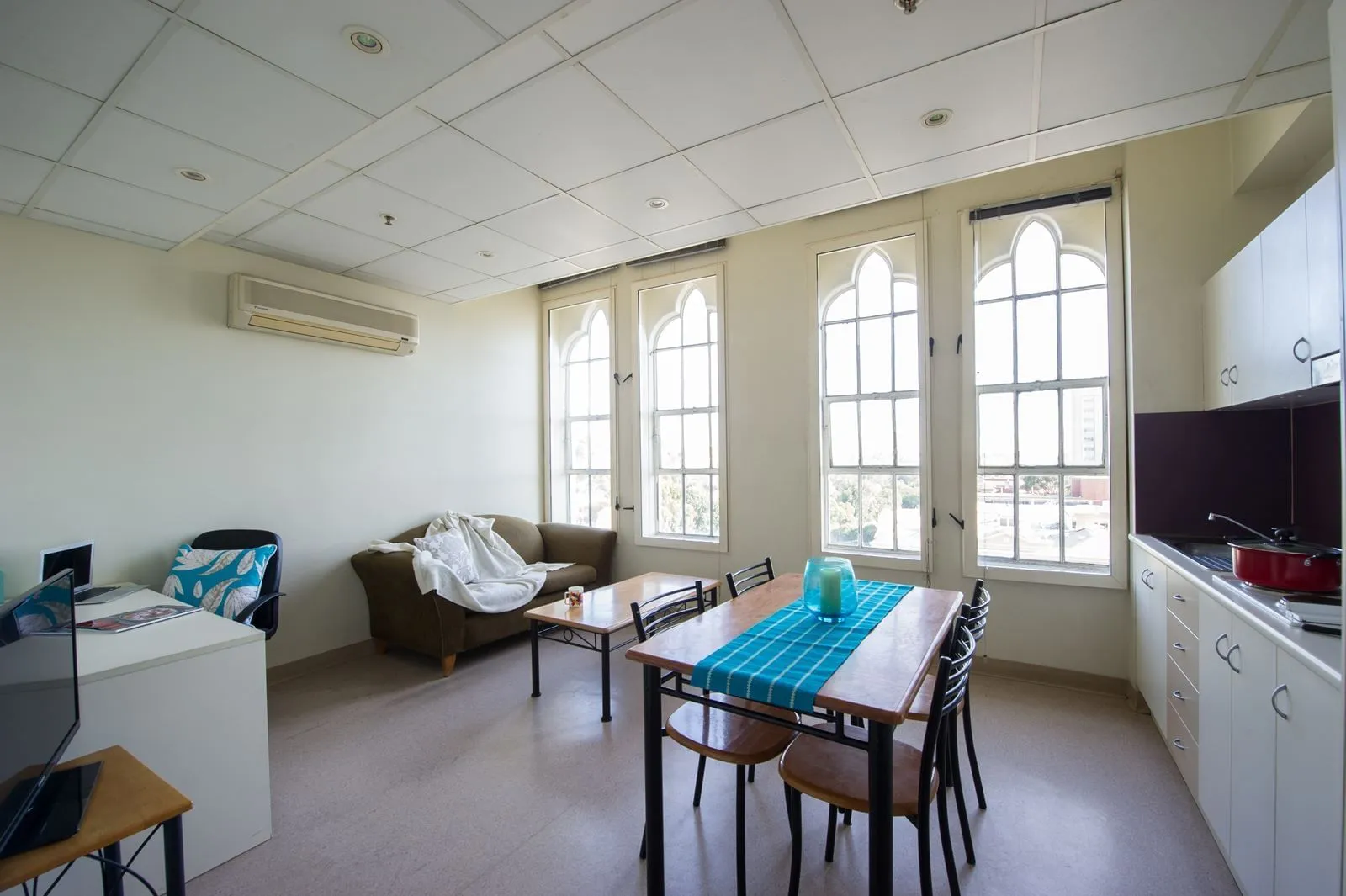 Student Living - Tobin House photo 8