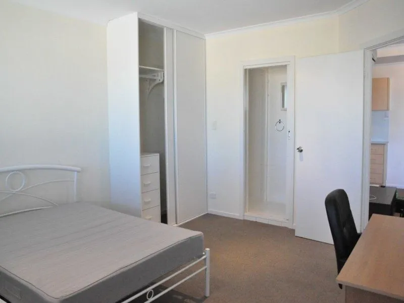 Student Living - Tower Apartments photo 12