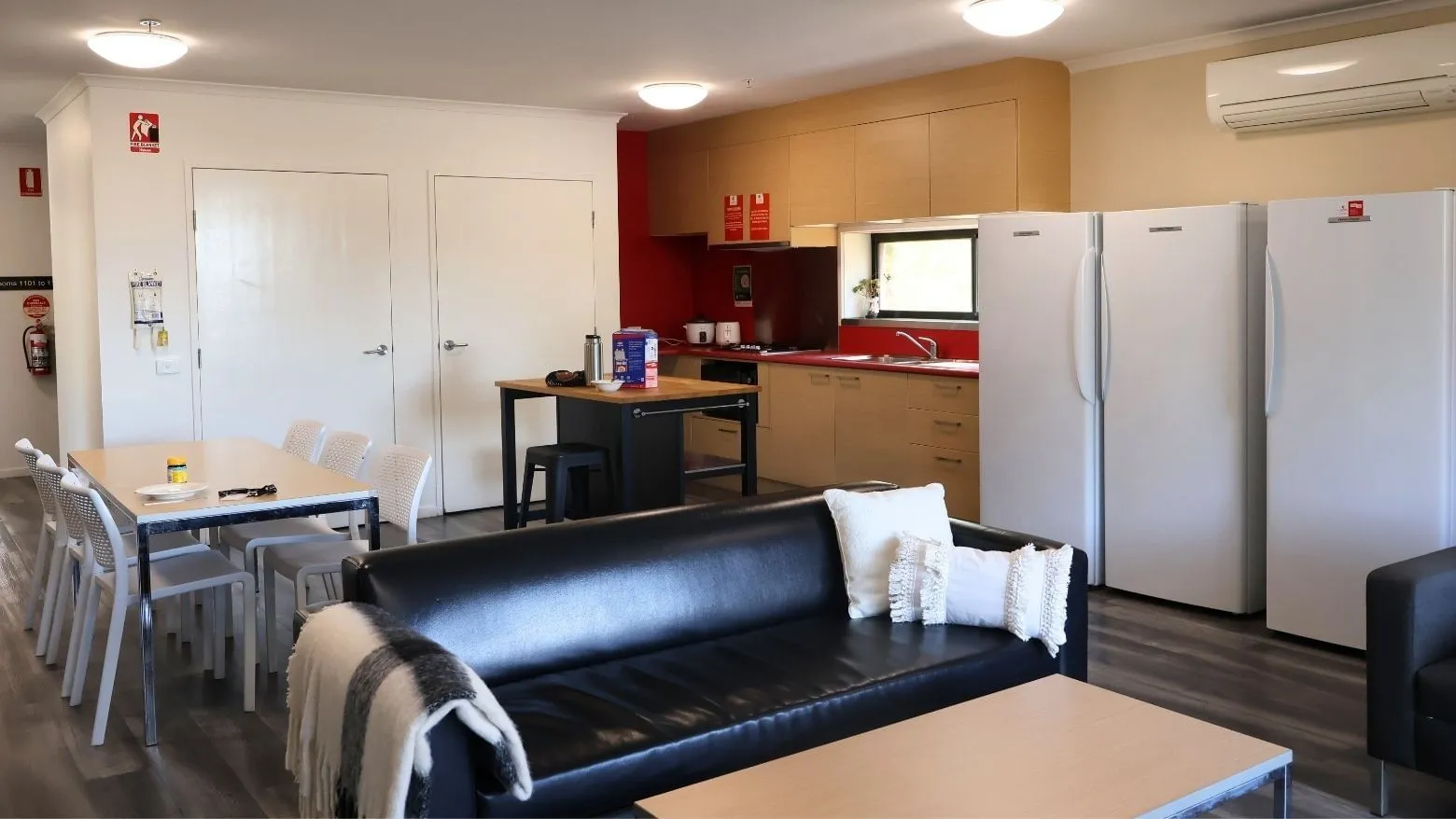 La Trobe University - Hillside Apartments photo 5
