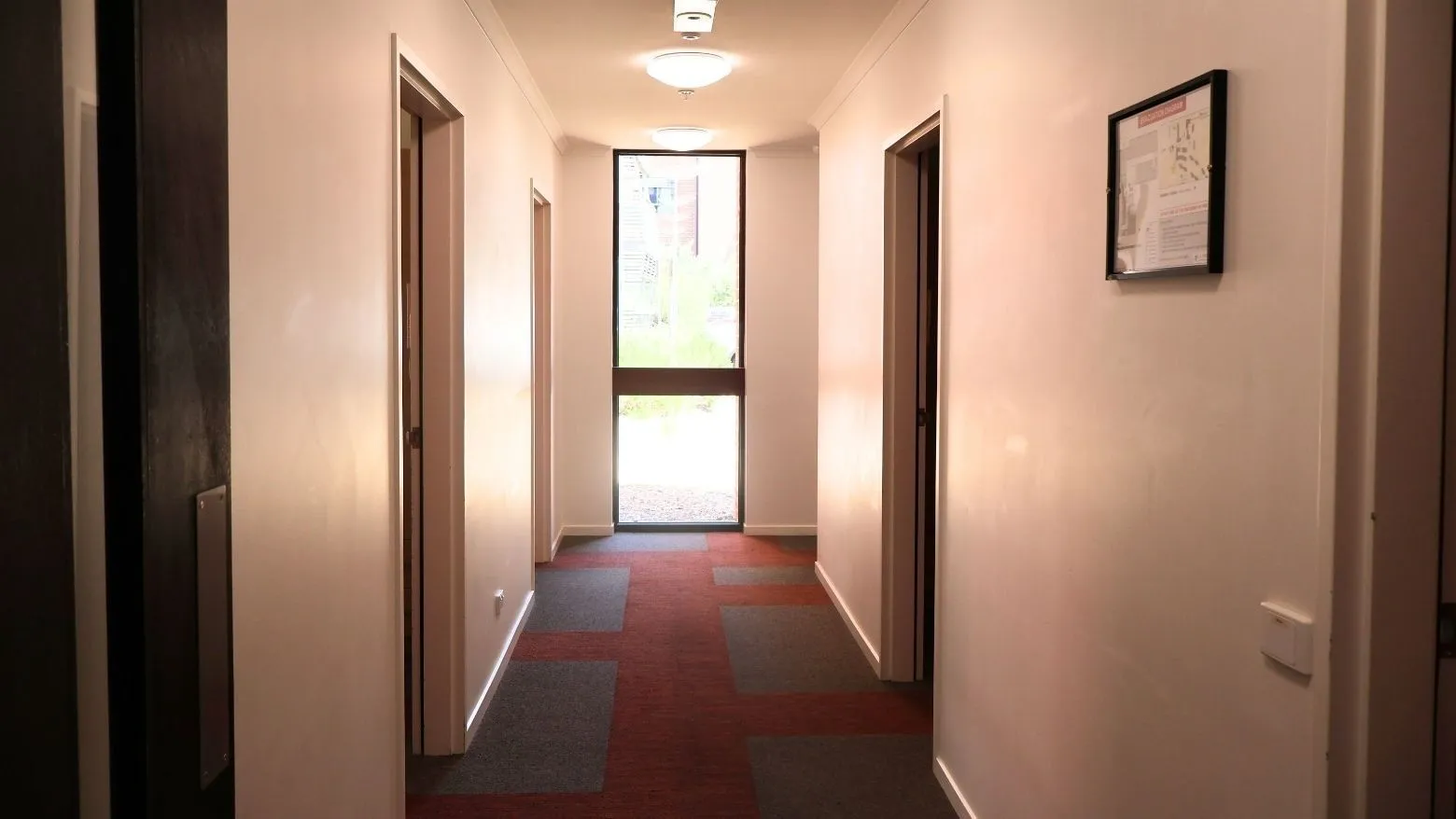 La Trobe University - Hillside Apartments photo 9