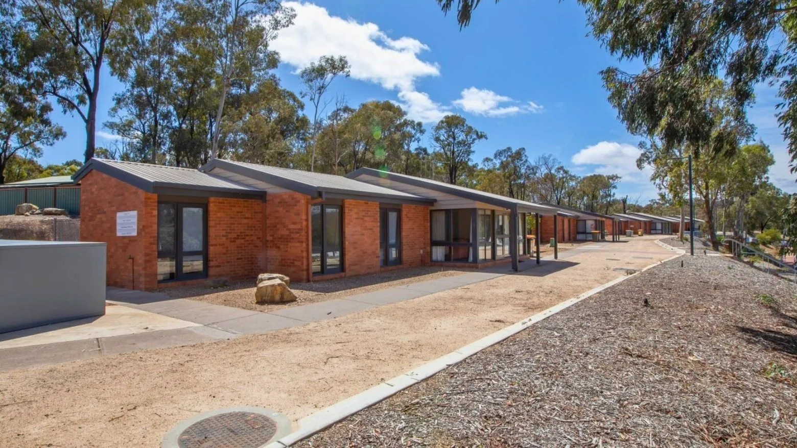 La Trobe University - Terraces photo 1