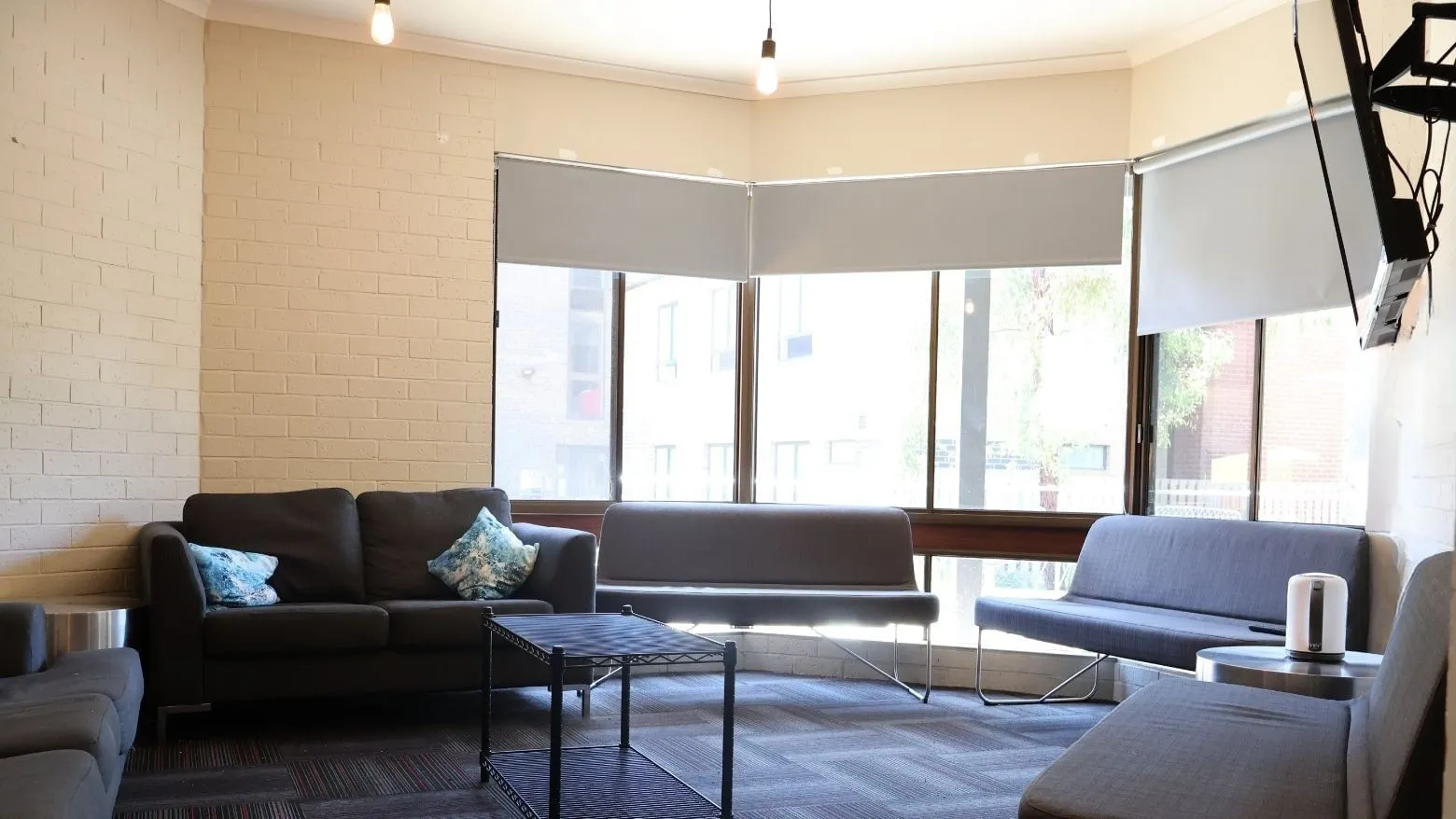 La Trobe University - Units photo 13