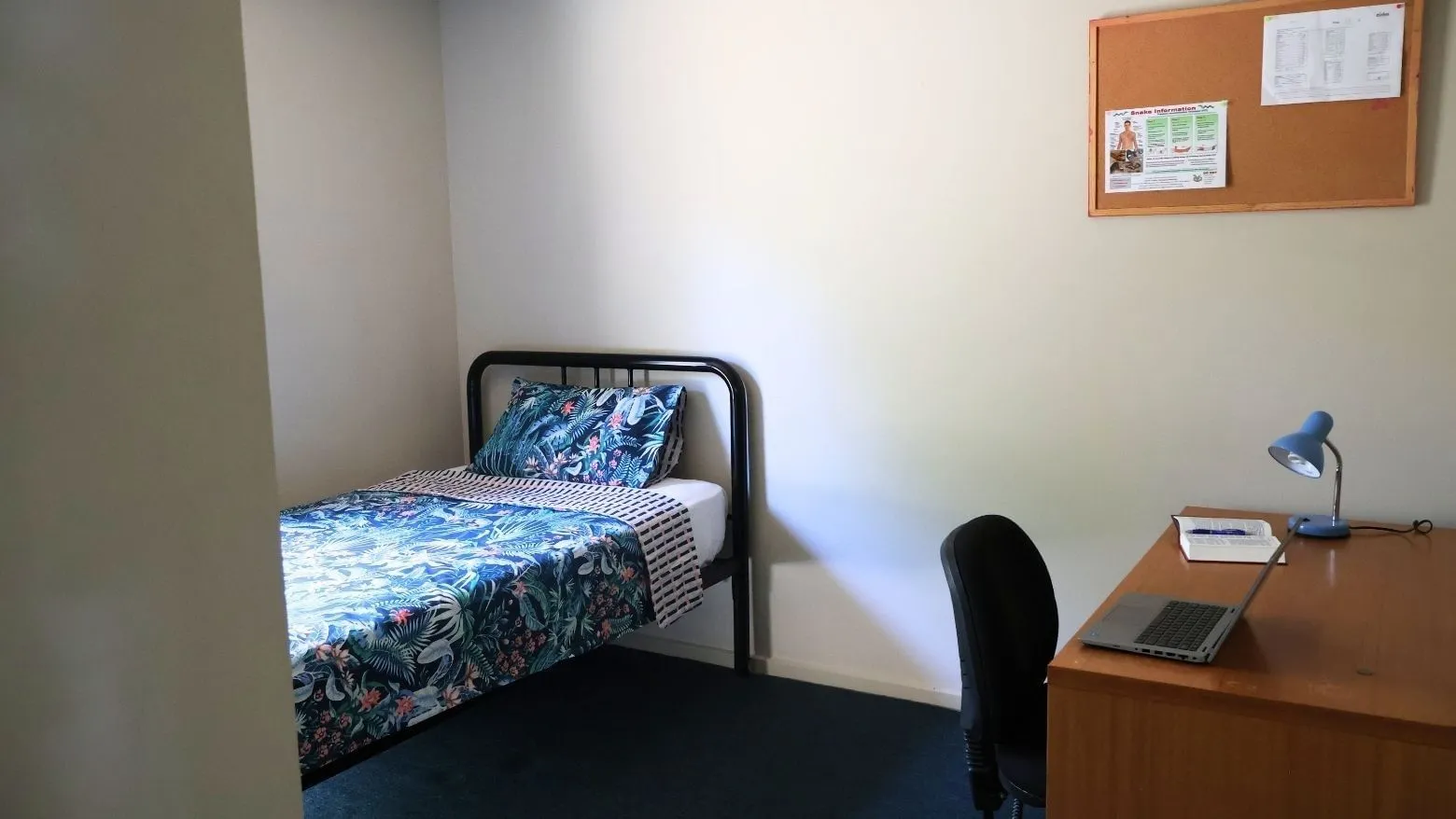 La Trobe University - Villas photo 6