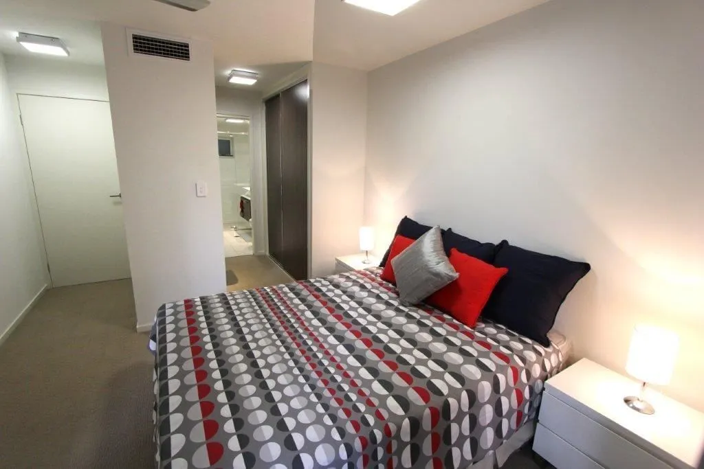 StudentLiving - Gailey photo 2
