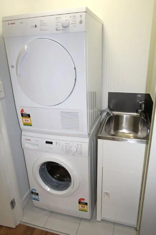 StudentLiving - Gailey photo 9